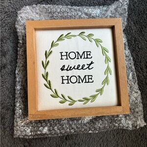 NWT Cute Home Sweet Home Decor